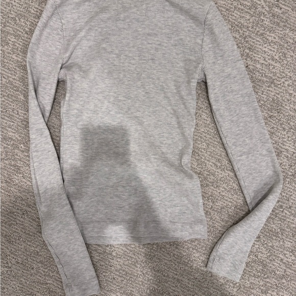 Citizens of Humanity ADELINE TOP IN HEATHER GREY - Picture 3 of 5
